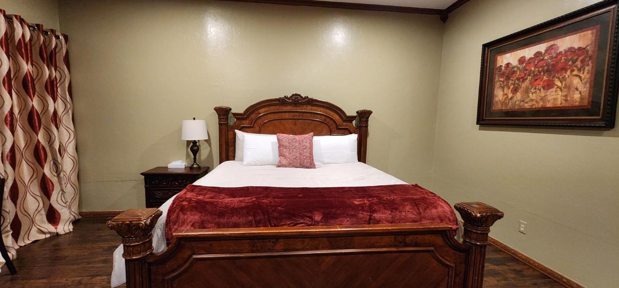The Whispering Pines Inn Норман Екстер'єр фото